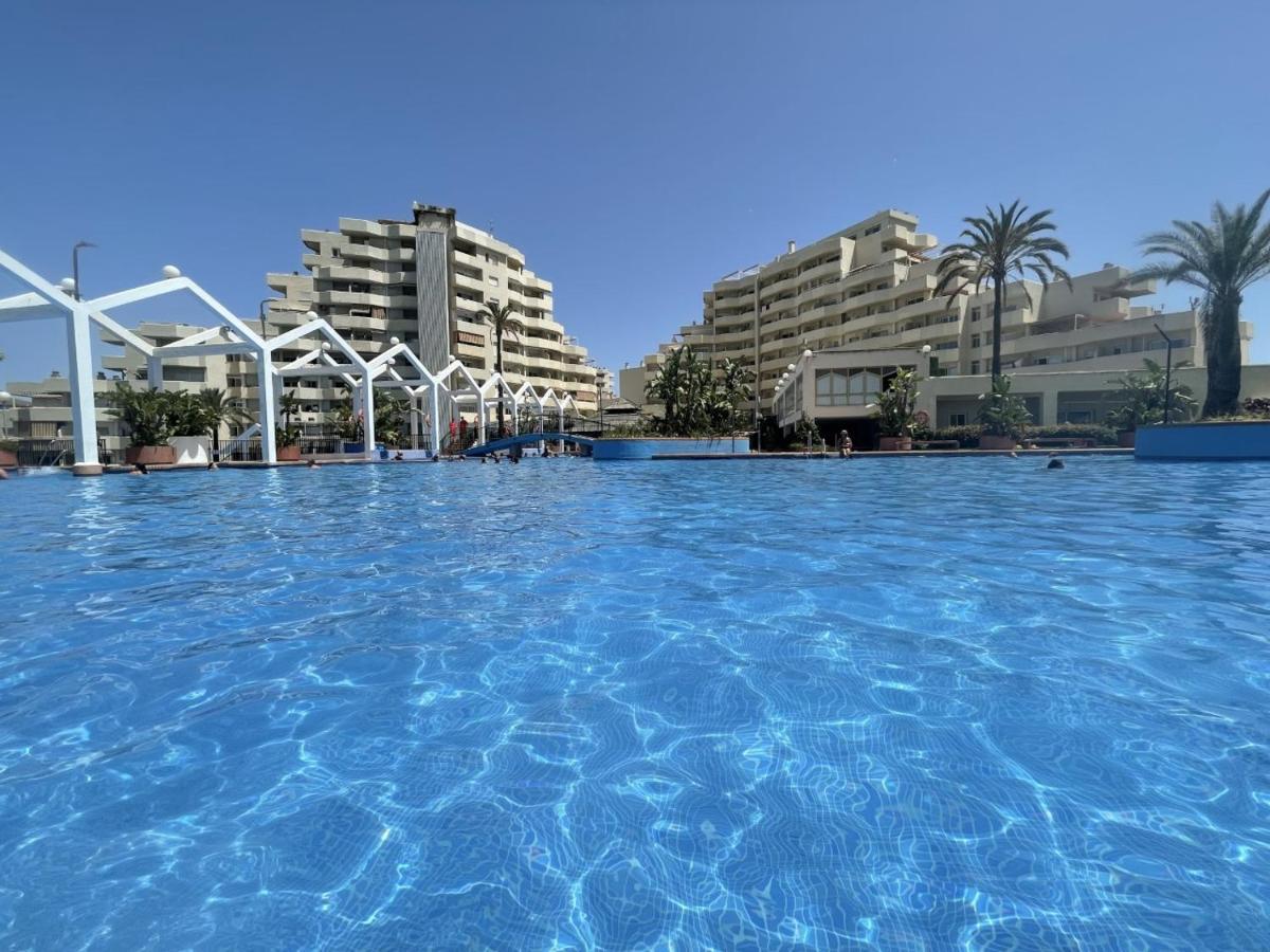El Estudio De La Playa Benalbeach 317 Terraza Vistas Al Mar Benalmádena Esterno foto