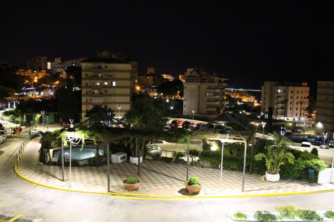 El Estudio De La Playa Benalbeach 317 Terraza Vistas Al Mar Benalmádena Esterno foto